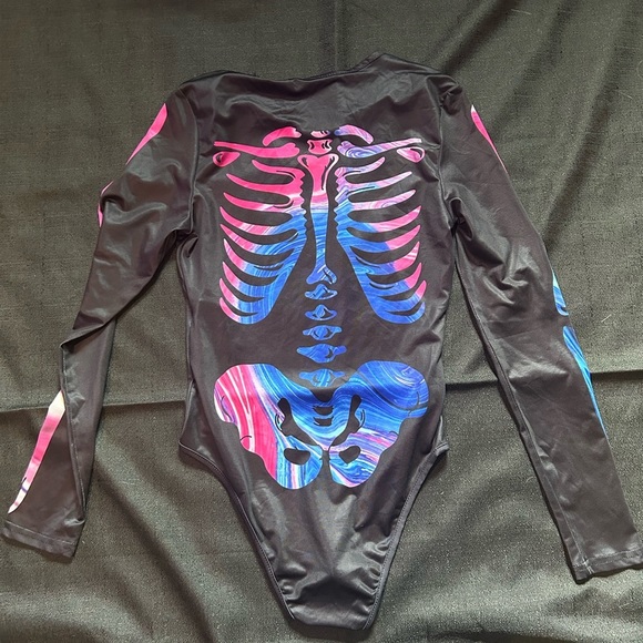 SHEIN Halloween Skeleton Bodysuit - Picture 2 of 4